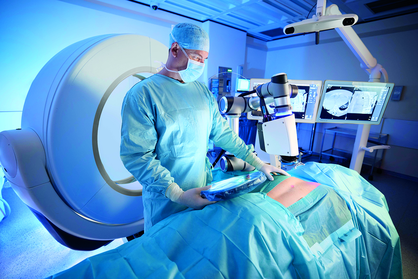 The combination of laser surgery with preoperative imaging and an intraoperative optical measurement method for cutting control could enable highly precise and safe operations for the surgical treatment of spinal canal stenosis.